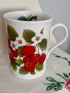 Crown Regal Strawberry Fields Bone China Mug Made in England